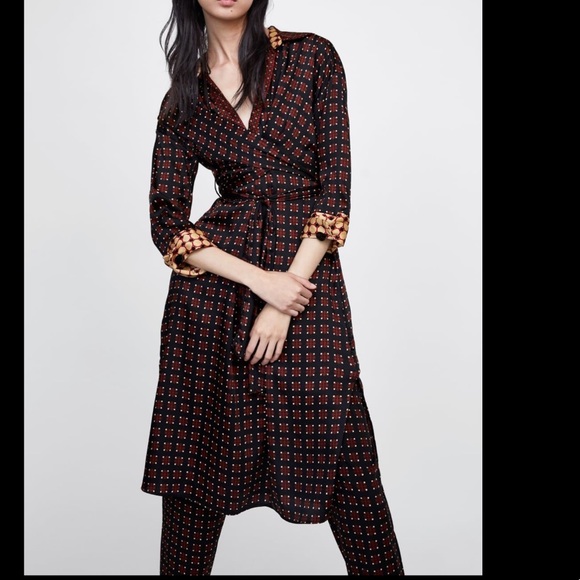 Zara geometric print dress Clearance